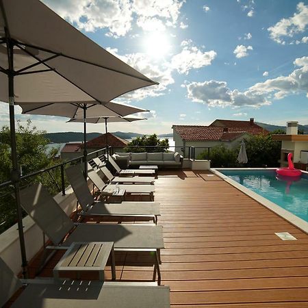 Apartments Gazebo Trogir Exterior photo