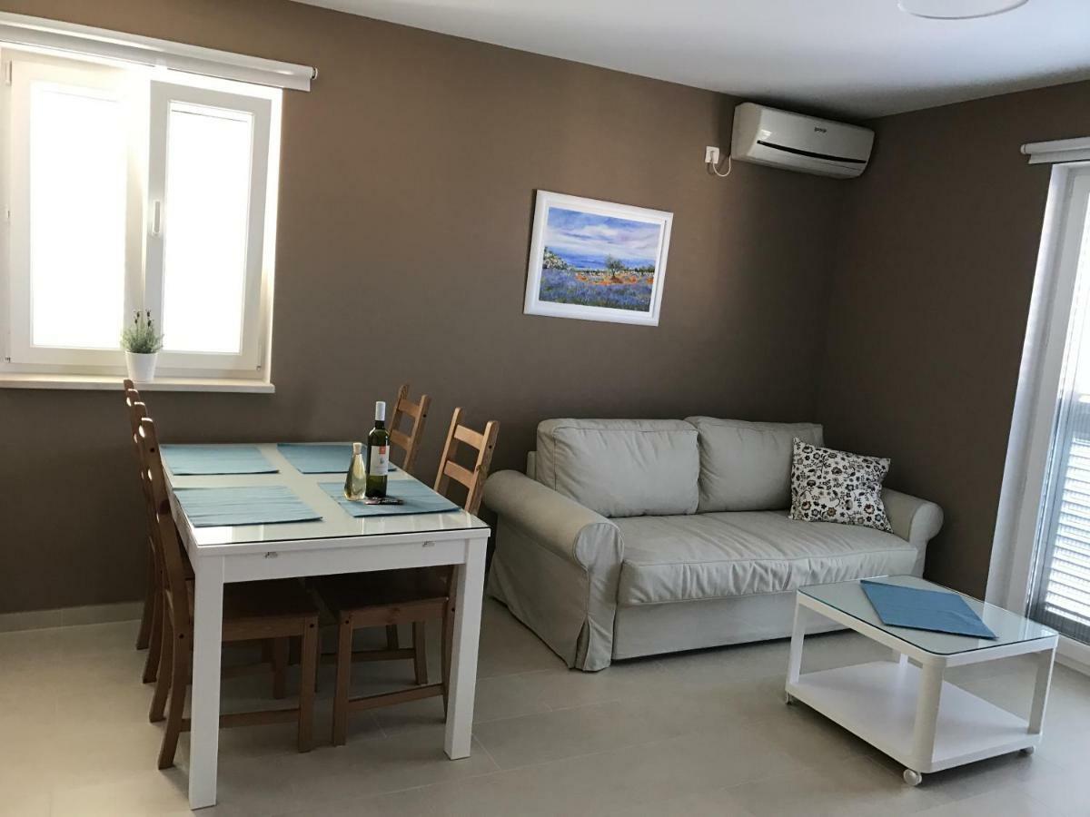 Apartments Gazebo Trogir Exterior photo